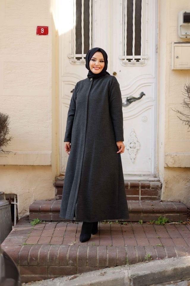 Yeşim Kaşe Kaban (Taş Düğme Detaylı)