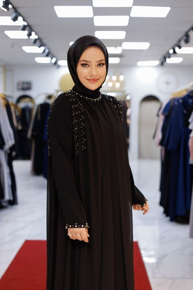 Lerzan Şifon Detaylı Taş İşlemeli Elbise