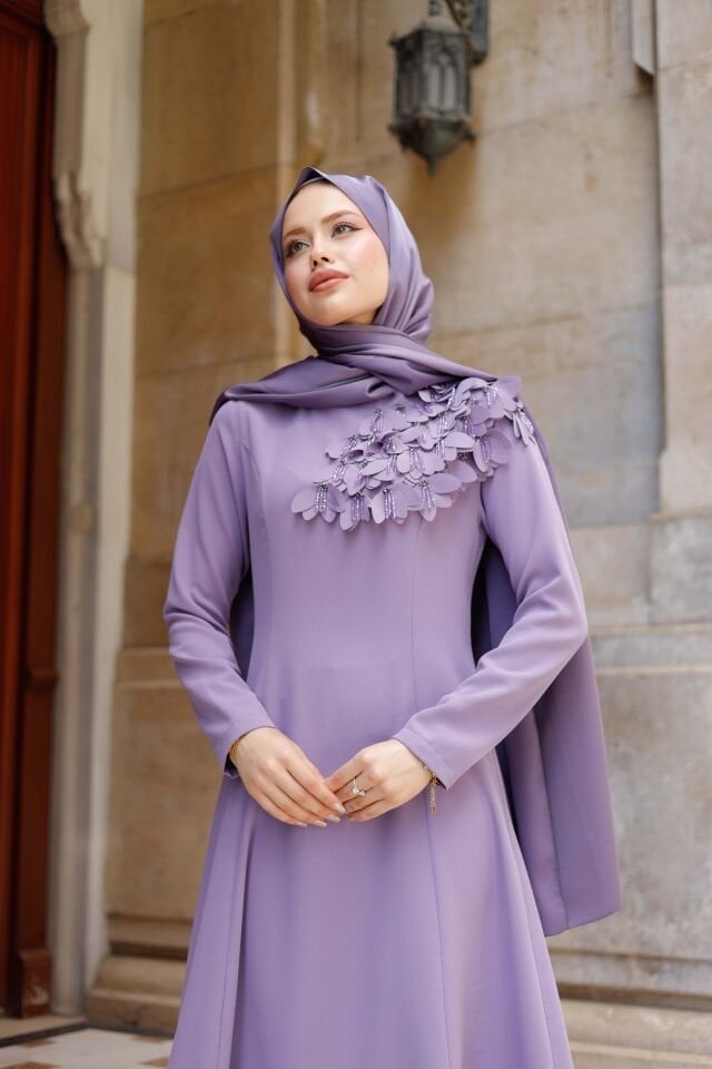 Omuz Detaylı Krep Elbise - 3 Farklı Renk Seçeneği