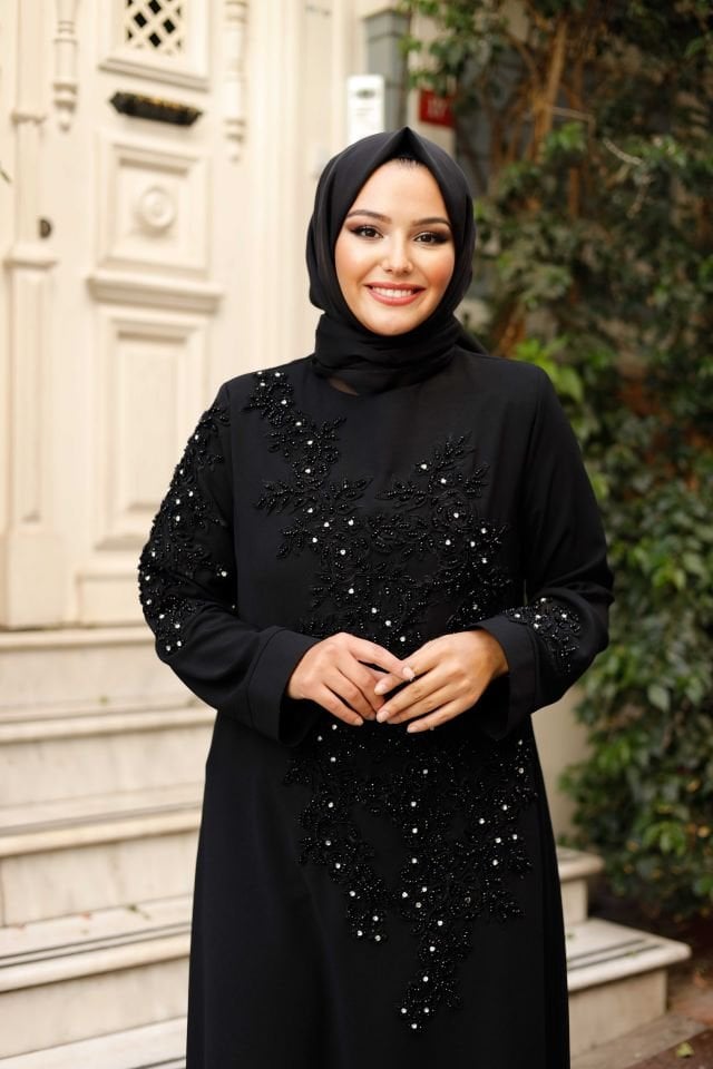 İnci Detaylı Elbise