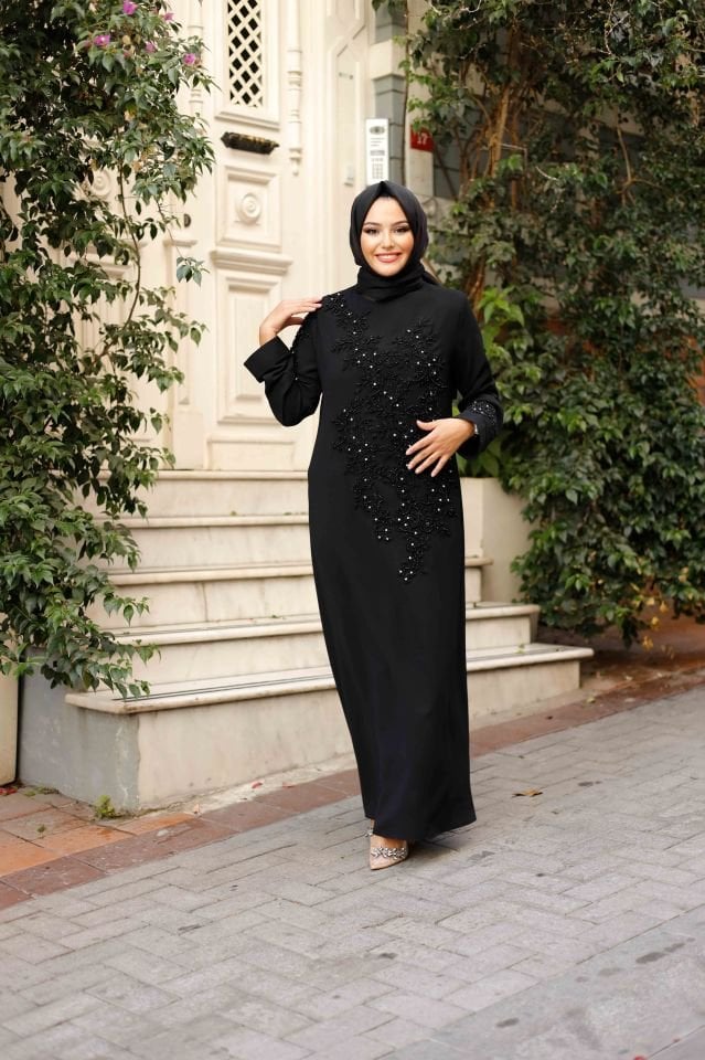 İnci Detaylı Elbise