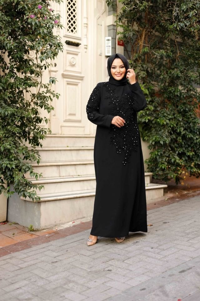 İnci Detaylı Elbise