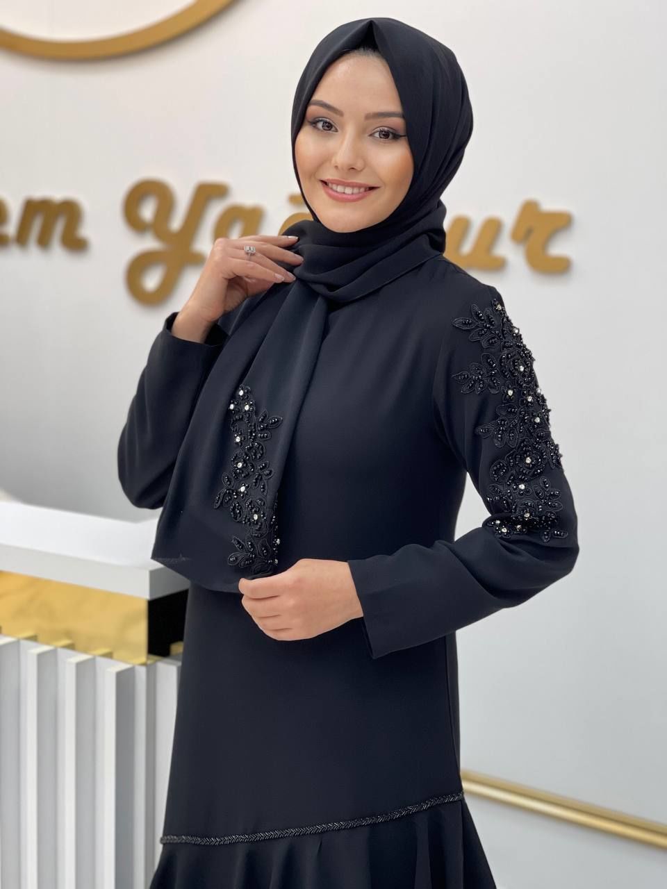 Cemre Elbise