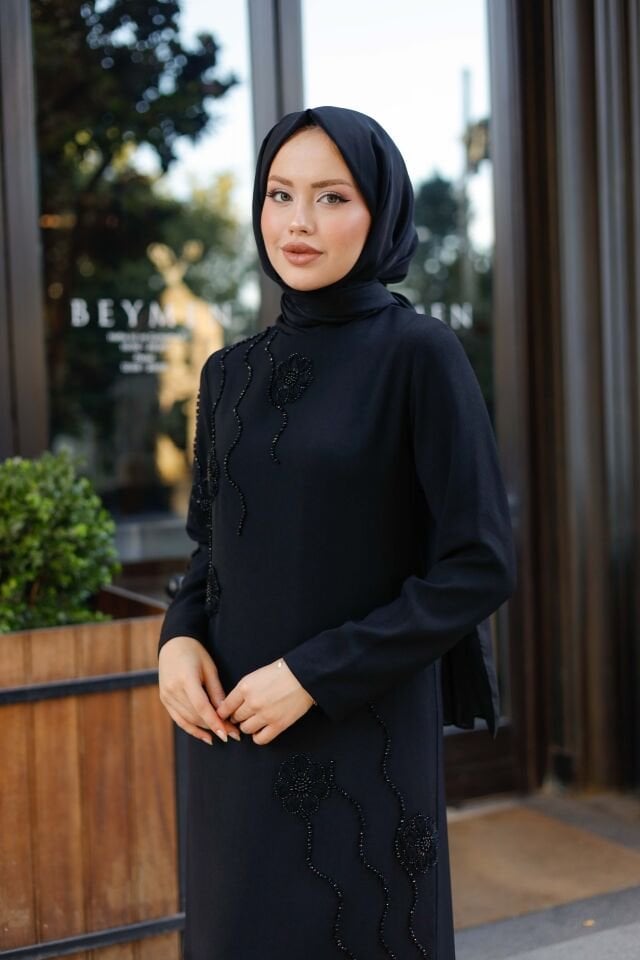 Nazlı Elbise