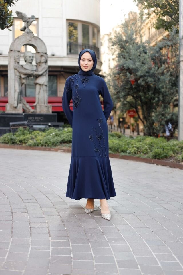 Nazlı Elbise