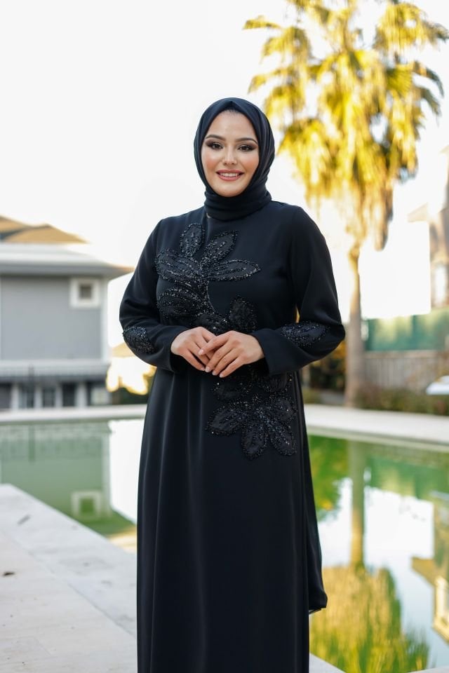 Büşra Elbise
