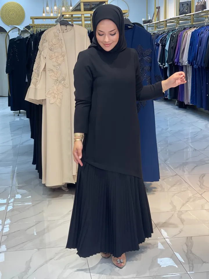 Pile Etekli Asimetrik Elbise