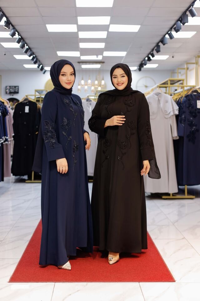Lale Abaya