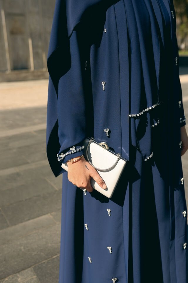 Asil Elif Abaya