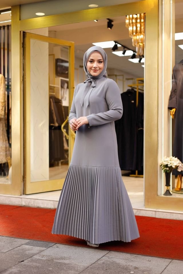 Pilise Detaylı Elbise - Farklı Renk Seçenekleri