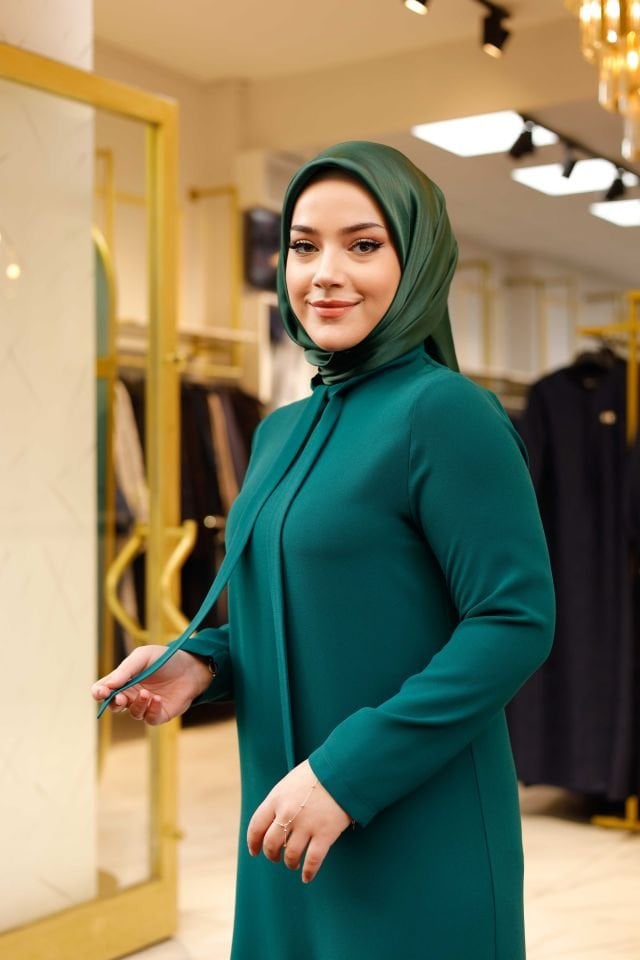 Pilise Detaylı Elbise - Farklı Renk Seçenekleri