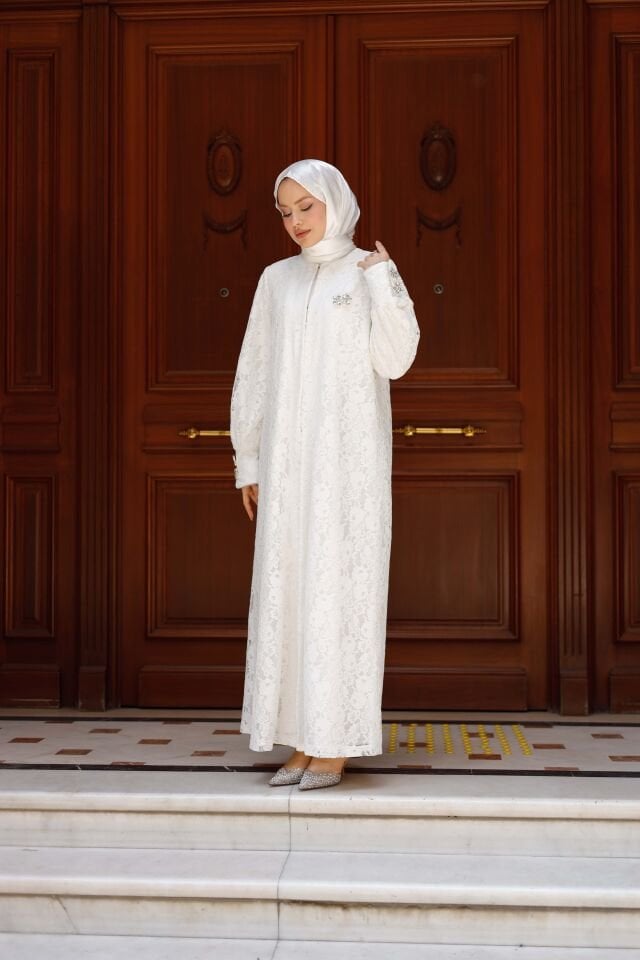 Beyaz Dantelli Abaya Takımı