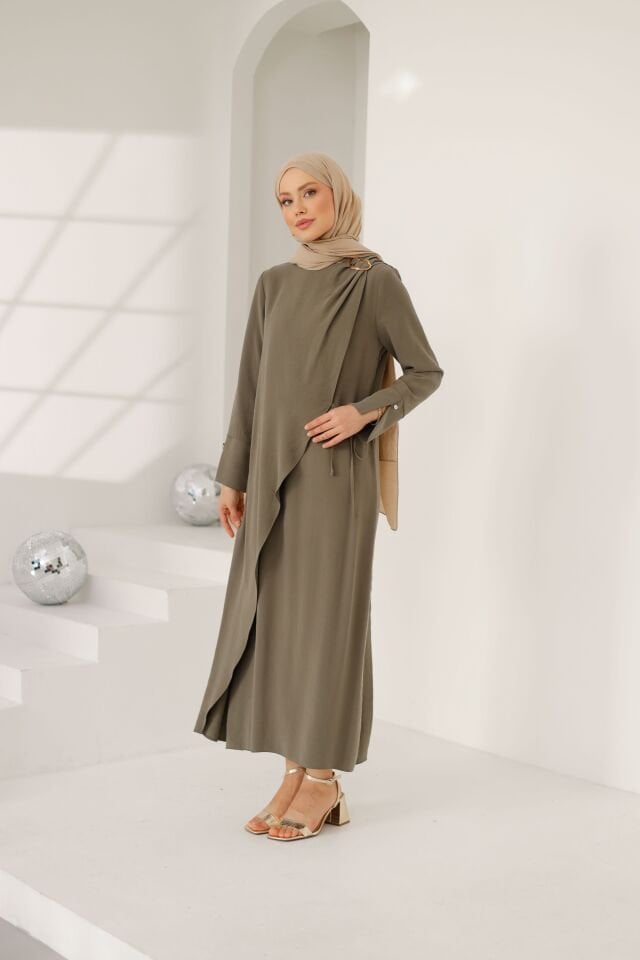 Elara Taşlanmış İpek Tesettür Elbise