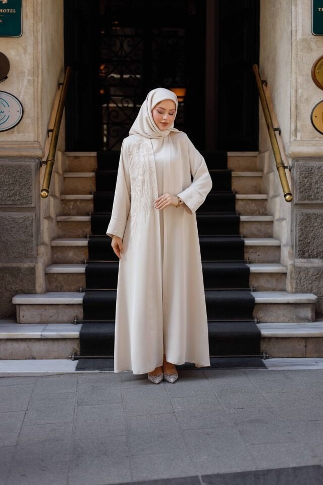 Öykü Abaya